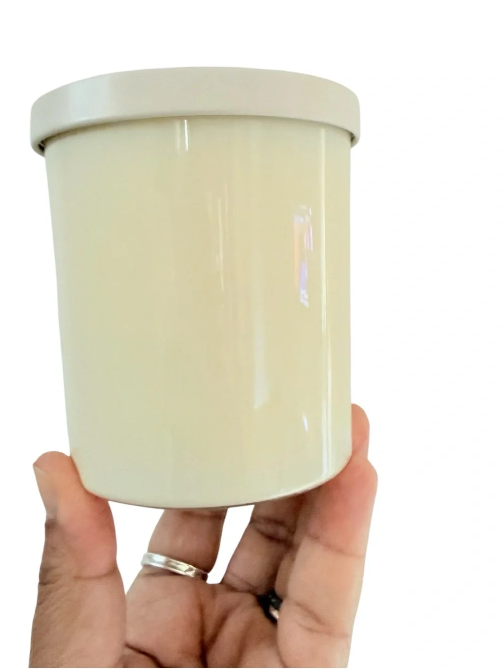 Leoben Company Love Language: Yearning Jasmine Geranium Cedarwood Scented Candle